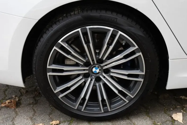 BMW 330 (Seria 3) din 2021 cu 89.177 km - oferta BMW193053 - foto 9