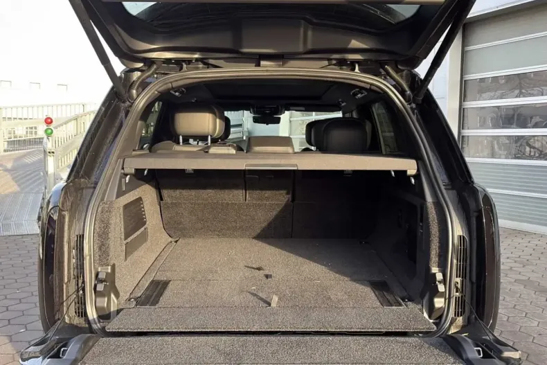 Land Rover Range Rover din 2025 cu 15.000 km - oferta LAN193064 - foto 4