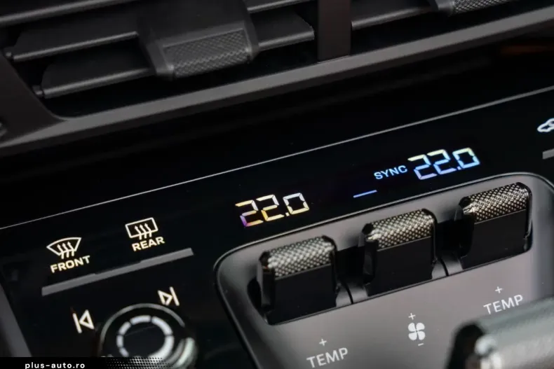 Porsche 992 din 2026 cu 9.900 km - oferta POR193065 - foto 25