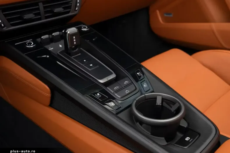 Porsche 992 din 2026 cu 9.900 km - oferta POR193065 - foto 31