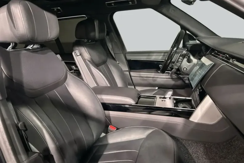 Land Rover Range Rover din 2025 cu 21.335 km - oferta LAN193066 - foto 3