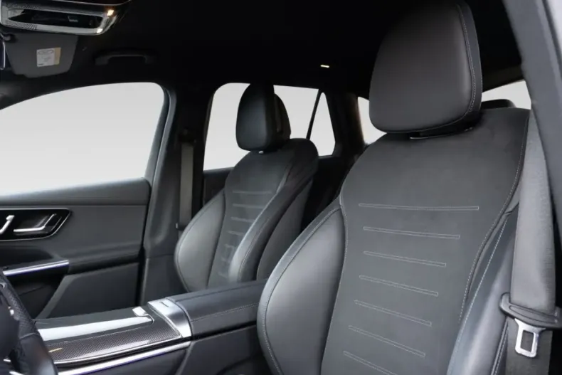 Mercedes-Benz GLC 300 (Clasa GLC) din 2024 cu 23.969 km - oferta MER193068 - foto 6