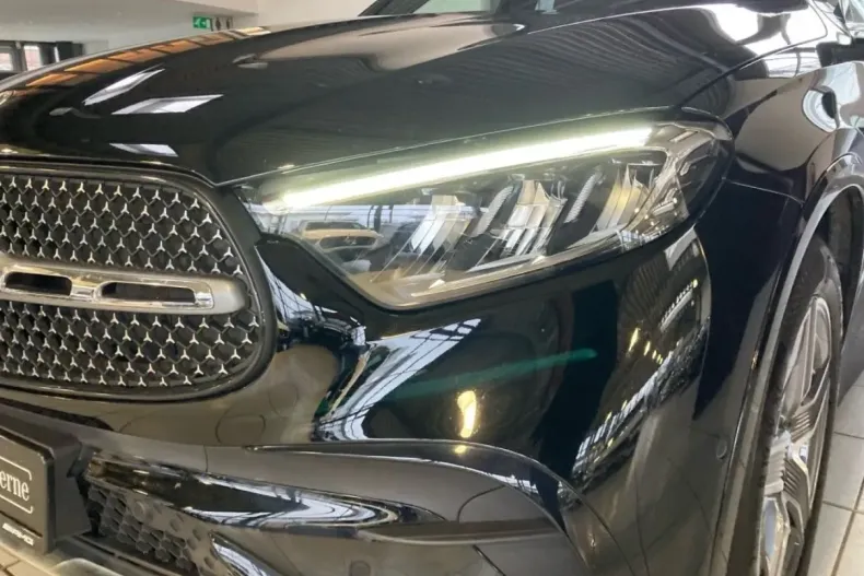 Mercedes-Benz GLC 300 (Clasa GLC) din 2024 cu 33.885 km - oferta MER193070 - foto 2