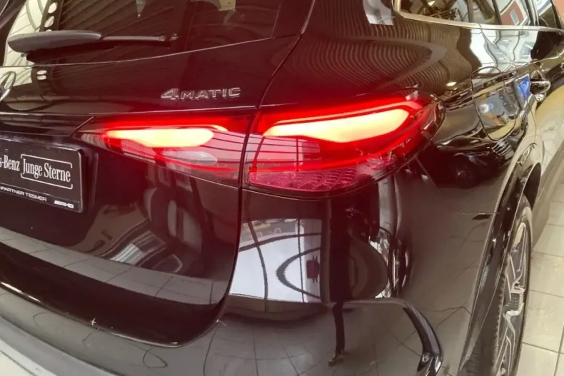 Mercedes-Benz GLC 300 (Clasa GLC) din 2024 cu 33.885 km - oferta MER193070 - foto 10