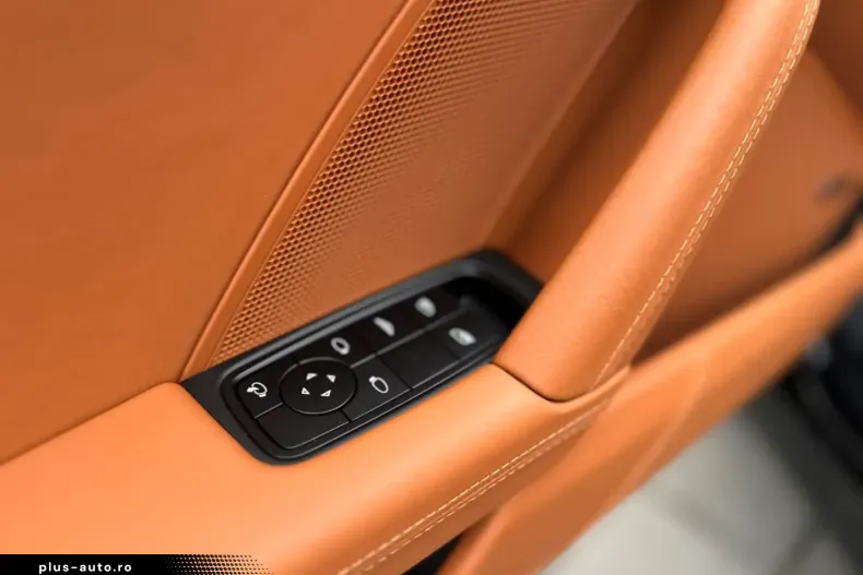 Porsche 992 din 2026 cu 9.900 km - oferta POR193071 - foto 18