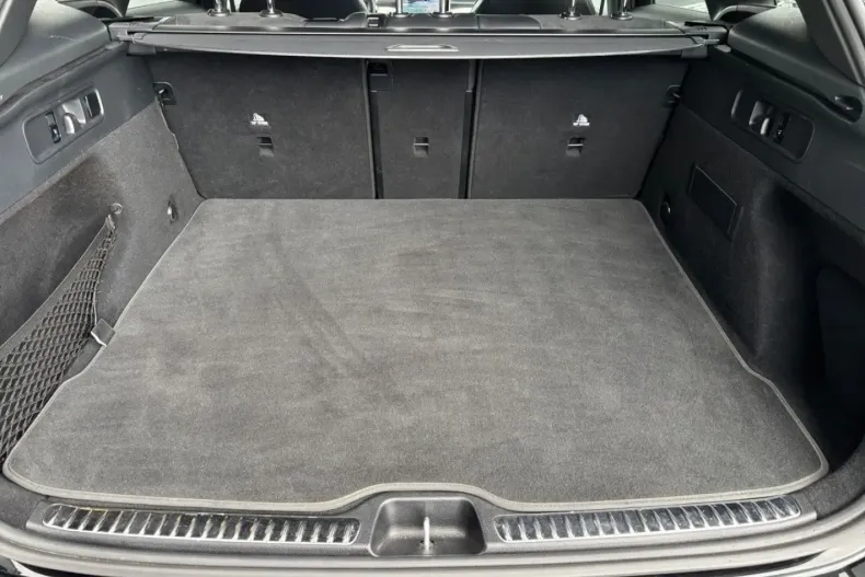 Mercedes-Benz GLC 300 (Clasa GLC) din 2025 cu 21.847 km - oferta MER193072 - foto 8