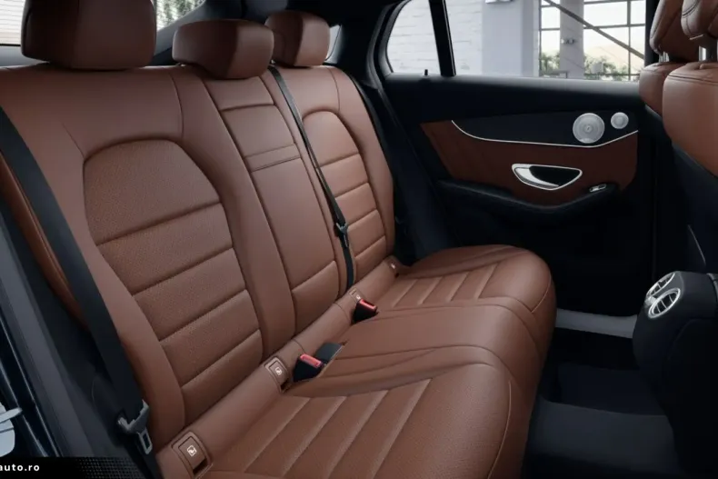 Mercedes-Benz GLC 300 (Clasa GLC) din 2024 cu 72.446 km - oferta MER193073 - foto 5