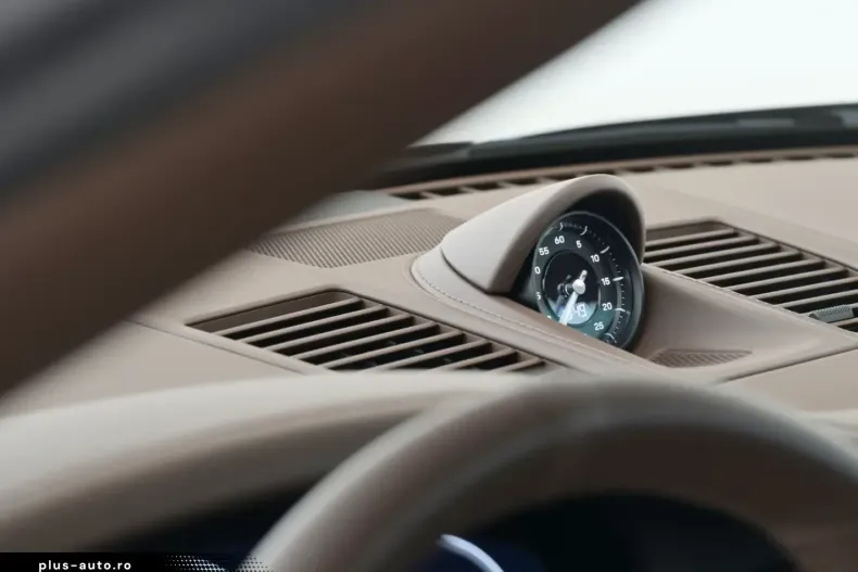 Porsche 992 din 2025 cu 1.814 km - oferta POR193075 - foto 18