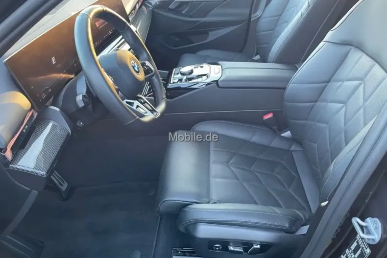 BMW 550 (Seria 5) din 2024 cu 32.005 km - oferta BMW193076 - foto 9