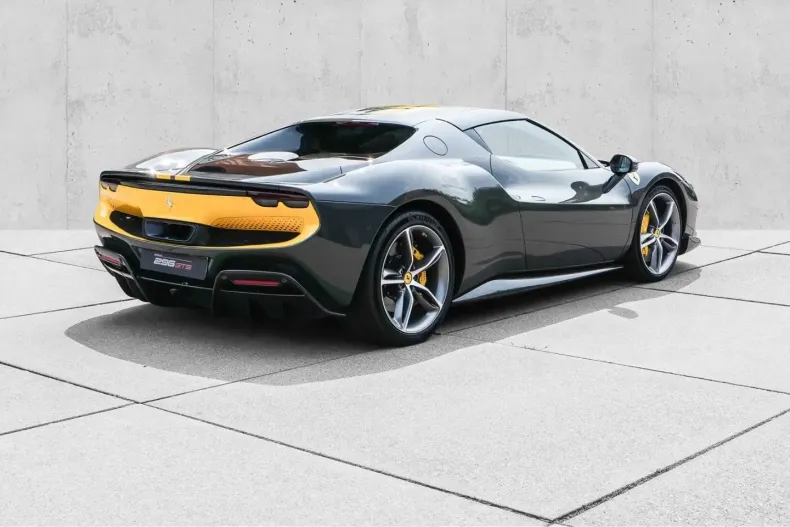 Ferrari 296 GTB din 2022 cu 35.162 km - oferta FER193080 - foto 5