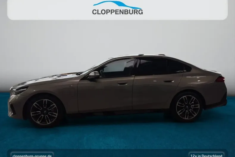 BMW 550 (Seria 5) din 2024 cu 11.637 km - oferta BMW193082 - foto 2