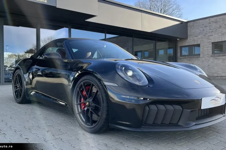 Porsche 992 din 2025 cu 20 km - oferta POR193086 - foto 1