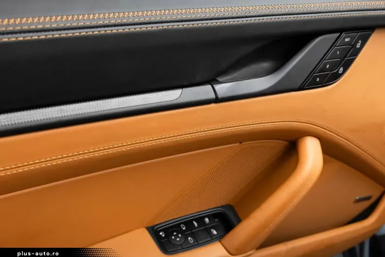 Porsche 992 din 2024 cu 5.006 km - oferta POR193087 - foto 30