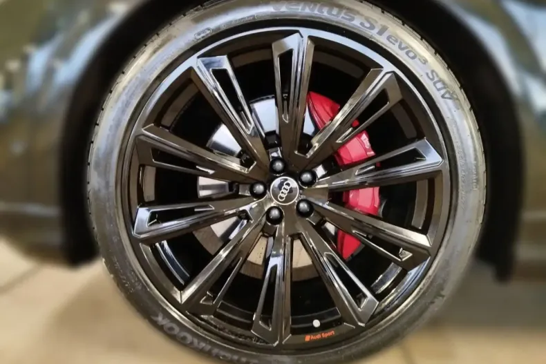 Audi SQ8 din 2023 cu 46.583 km - oferta AUD193088 - foto 2