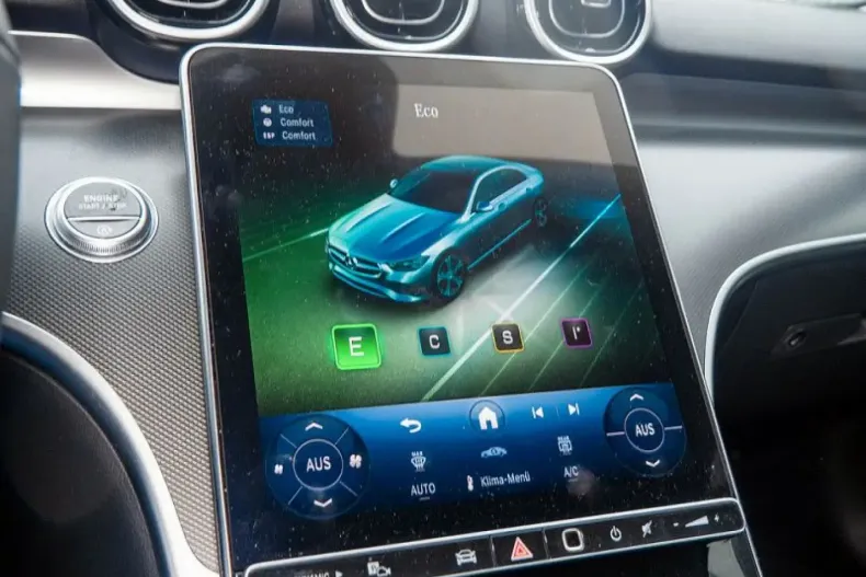 Mercedes-Benz C 180 (Clasa C) din 2024 cu 12.533 km - oferta MER193100 - foto 14