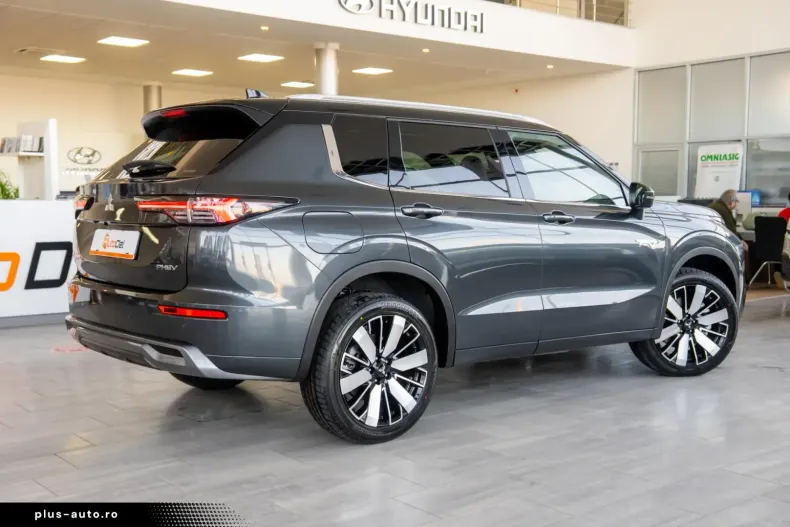 Mitsubishi Outlander din 2026 cu 6 km - oferta MIT193103 - foto 12