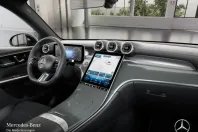 Mercedes-Benz GLC 200 (Clasa GLC) din 2024 cu 9.900 km - oferta MER193109 - foto 8