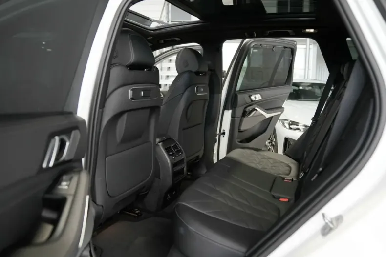 BMW X5 (Seria X) din 2024 cu 16.525 km - oferta BMW193112 - foto 27
