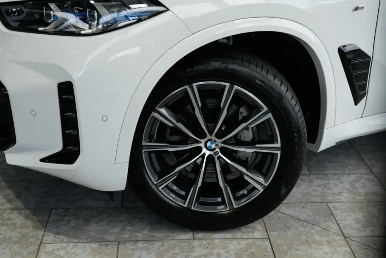 BMW X5 (Seria X) din 2024 cu 16.525 km - oferta BMW193112 - foto 33