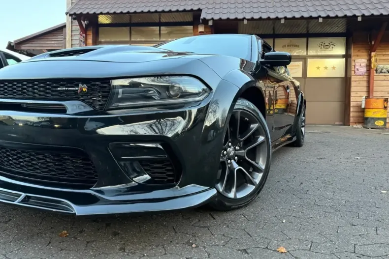 Dodge Charger din 2023 cu 48.900 km - oferta DOD193126 - foto 3