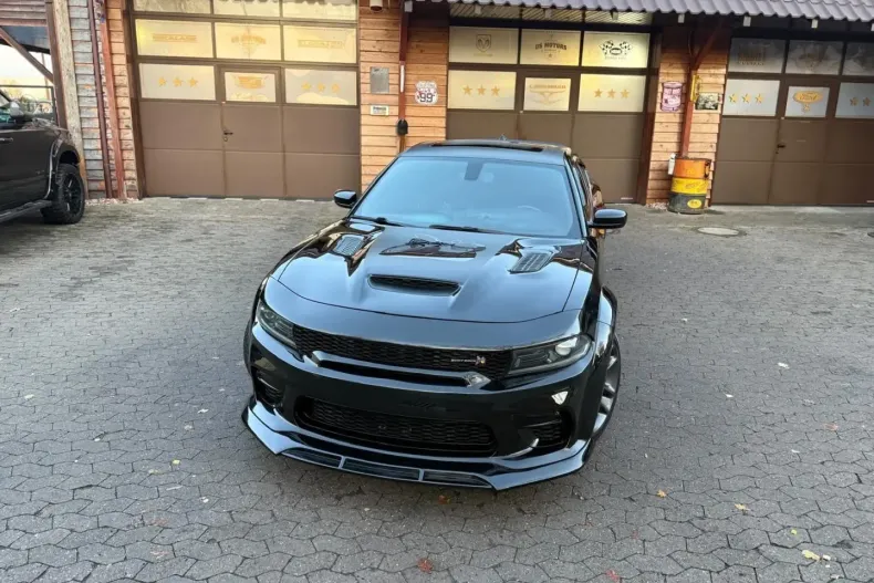 Dodge Charger din 2023 cu 48.900 km - oferta DOD193126 - foto 4