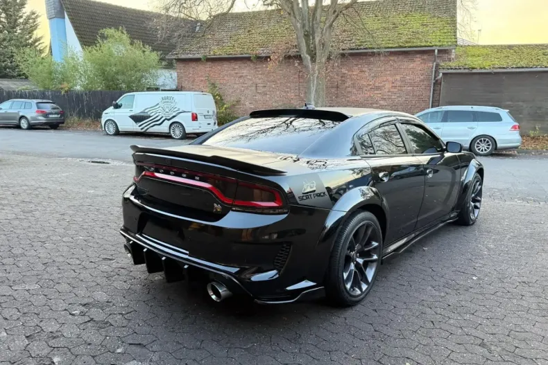 Dodge Charger din 2023 cu 48.900 km - oferta DOD193126 - foto 22