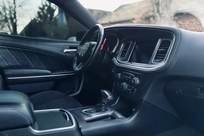 Dodge Charger din 2023 cu 48.900 km - oferta DOD193126 - foto 44