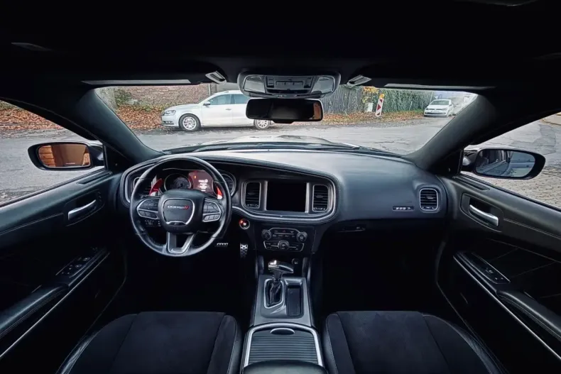 Dodge Charger din 2023 cu 48.900 km - oferta DOD193126 - foto 45