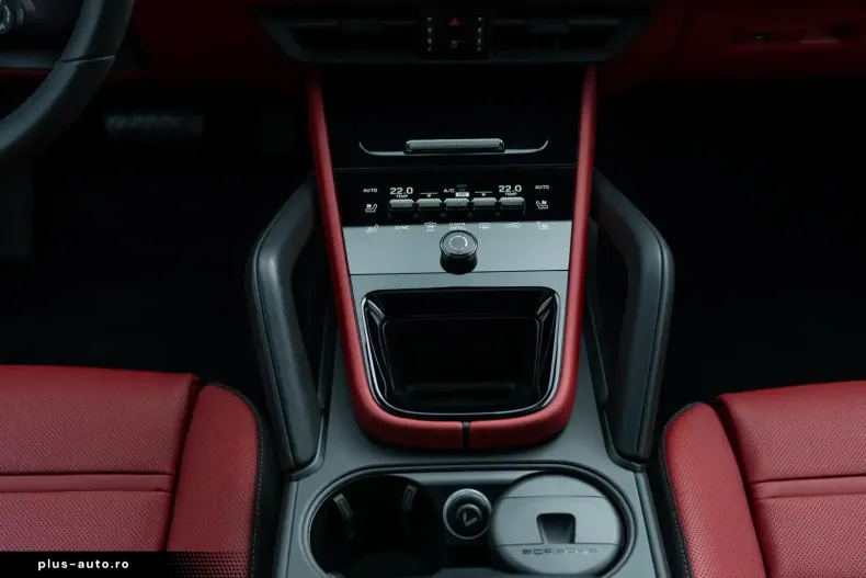 Porsche Cayenne din 2025 cu 25 km - oferta POR193128 - foto 23