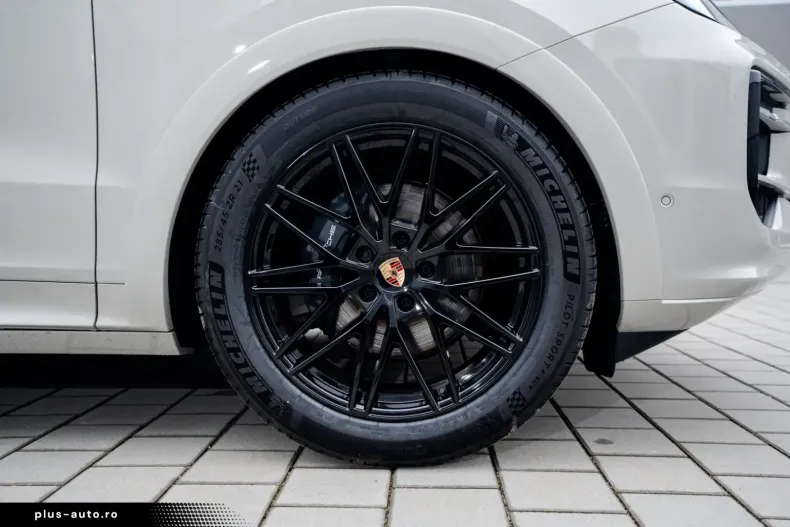 Porsche Cayenne din 2026 cu 25 km - oferta POR193130 - foto 9