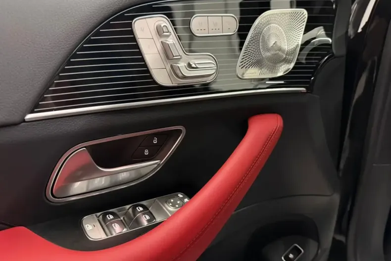 Mercedes-Benz GLE 450 (Clasa GLE) din 2025 cu 1.500 km - oferta MER193135 - foto 5