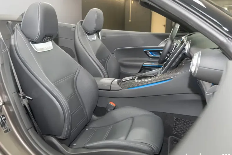 Mercedes-Benz SL 43 AMG (Clasa SL) din 2024 cu 4.422 km - oferta MER193138 - foto 11