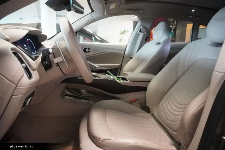 Aston Martin DBX din 2024 cu 13.000 km - oferta AST193140 - foto 7