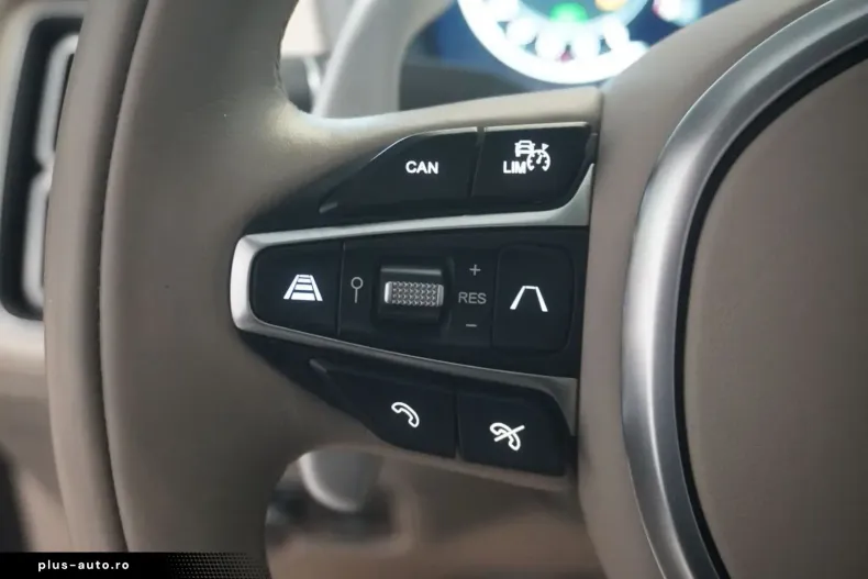 Aston Martin DBX din 2024 cu 13.000 km - oferta AST193140 - foto 11