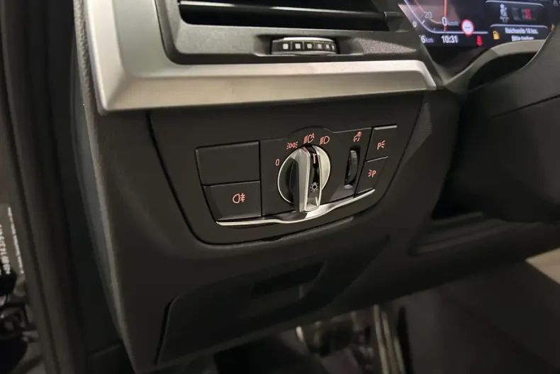 BMW X4 (Seria X) din 2025 cu 12.158 km - oferta BMW193142 - foto 22