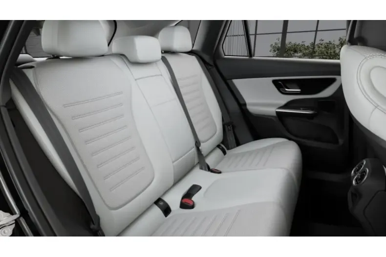 Mercedes-Benz GLC 200 (Clasa GLC) din 2024 cu 28.375 km - oferta MER193144 - foto 9