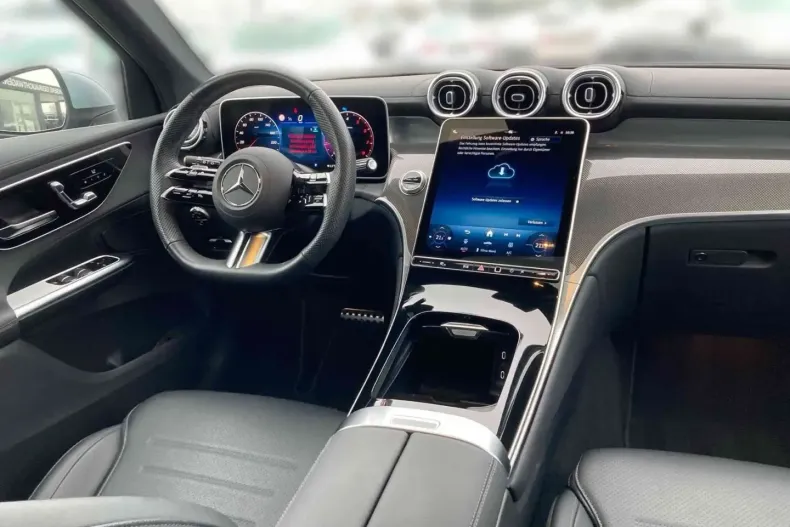 Mercedes-Benz GLC 200 (Clasa GLC) din 2024 cu 35.850 km - oferta MER193147 - foto 7