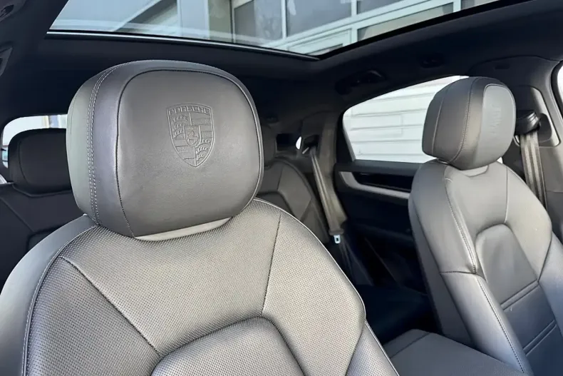 Porsche Cayenne din 2024 cu 27.700 km - oferta POR193149 - foto 7