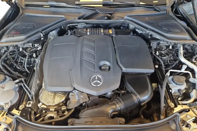 Mercedes-Benz E 220 (Clasa E) din 2024 cu 26.667 km - oferta MER193151 - foto 6