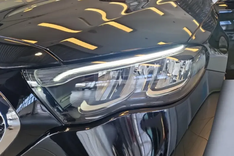 Mercedes-Benz E 220 (Clasa E) din 2024 cu 26.667 km - oferta MER193151 - foto 13