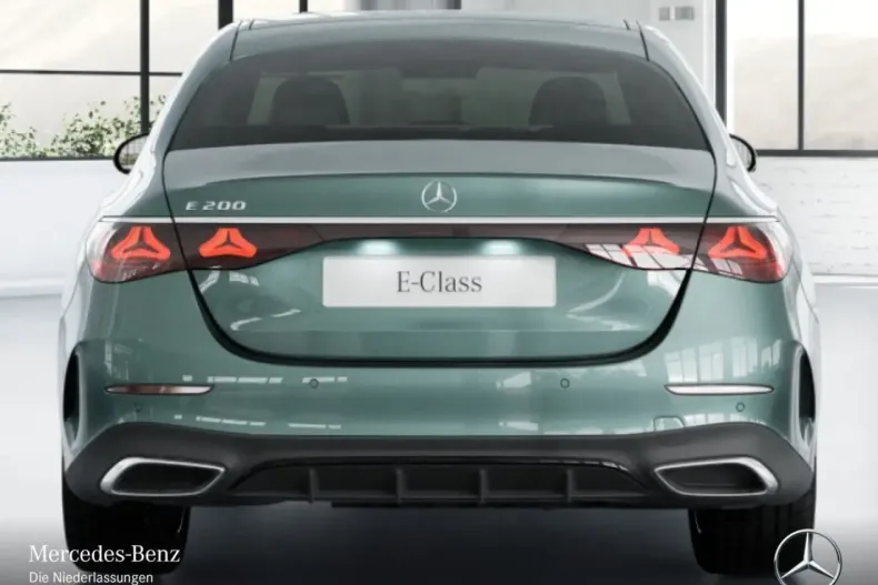 Mercedes-Benz E 200 (Clasa E) din 2025 cu 8.495 km - oferta MER193152 - foto 6