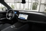 Mercedes-Benz E 220 (Clasa E) din 2024 cu 31.612 km - oferta MER193156 - foto 7