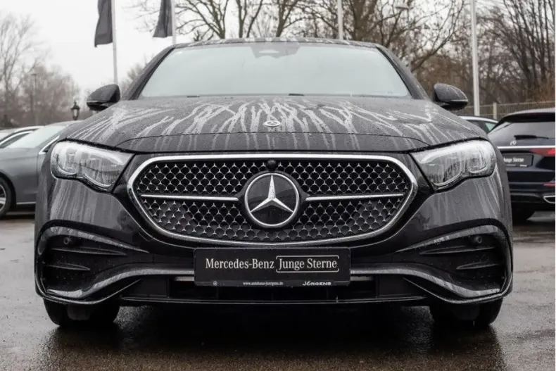 Mercedes-Benz E 200 (Clasa E) din 2024 cu 3.970 km - oferta MER193157 - foto 2