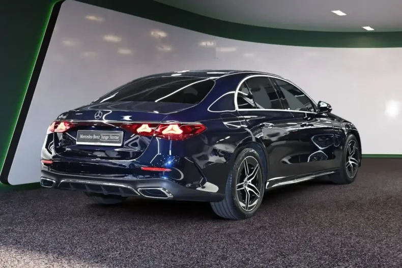 Mercedes-Benz E 200 (Clasa E) din 2024 cu 6.989 km - oferta MER193161 - foto 3