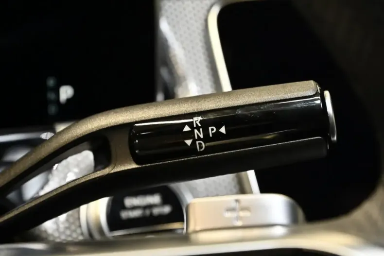 Mercedes-Benz E 200 (Clasa E) din 2024 cu 6.989 km - oferta MER193161 - foto 16