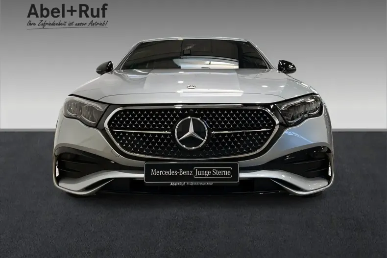 Mercedes-Benz E 300 (Clasa E) din 2024 cu 30.000 km - oferta MER193162 - foto 3