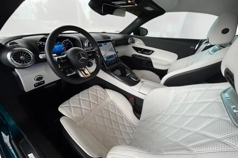 Mercedes-Benz SL 43 AMG (Clasa SL) din 2023 cu 7.700 km - oferta MER193164 - foto 7
