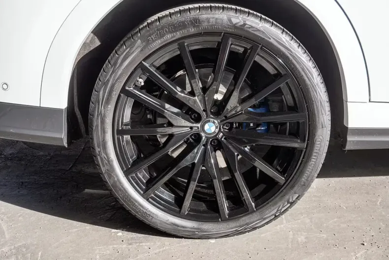 BMW X6 M (Seria X) din 2022 cu 45.376 km - oferta BMW193176 - foto 4