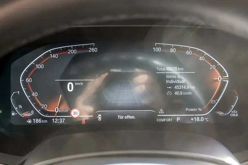 BMW X6 M (Seria X) din 2022 cu 45.376 km - oferta BMW193176 - foto 13