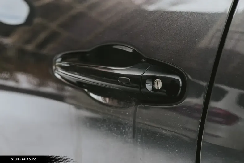 Toyota Hilux din 2024 cu 37.614 km - oferta TOY193179 - foto 15